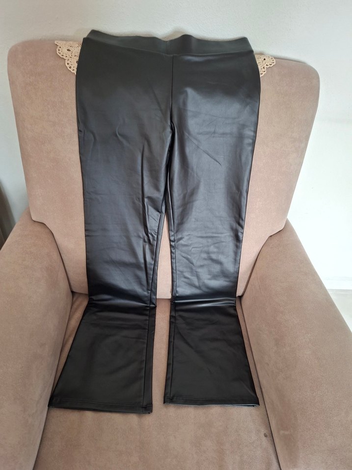 Kız Çocuk Siyah Deri Görümlü İspanyol
 paça tayt - Görsel 2