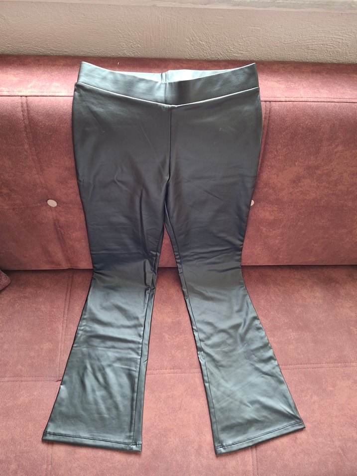 Kız Çocuk Siyah Deri Görümlü İspanyol
 paça tayt - Görsel 3