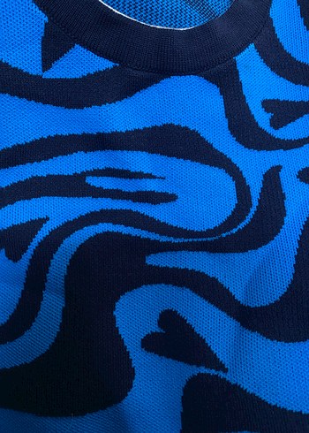 Mavi Batik Desenli Uzun Kollu Kadın Kazak - Görsel 3