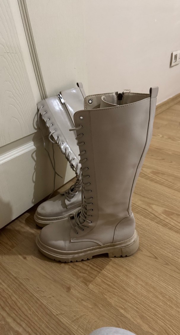 Bej Deri Bağcıklı  Kadın Bot - Görsel 2