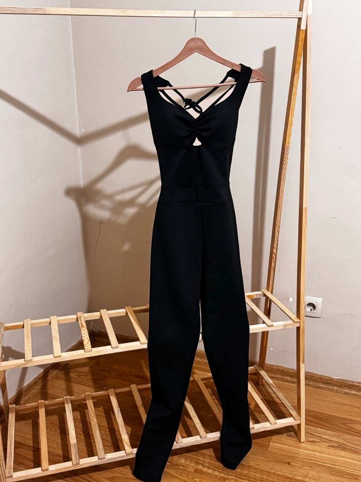 Kadın Siyah Uzun Askılı Tulum - Görsel 3