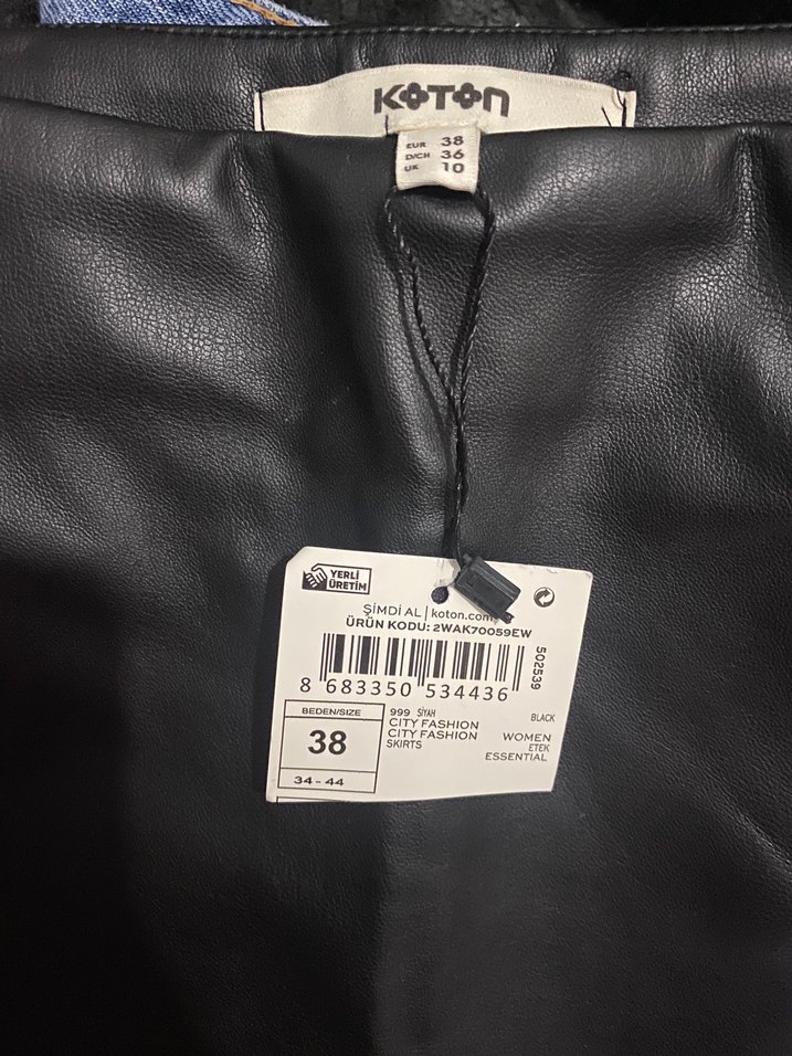 Siyah Suni deri Mini Etek - Görsel 3