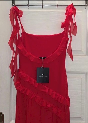 Kırmızı askılı Fırfırlı Abiye Elbise - Görsel 3