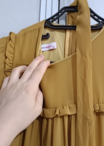 Yağ yeşili V Yaka Volanlı Şifon Elbise - Görsel 2