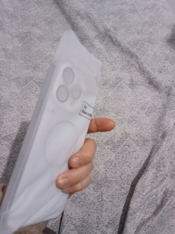 Düğmeli Beyaz Telefon Kılıfı - Görsel 4