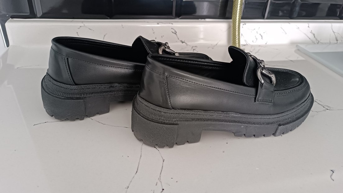 Siyah Tokalı Platform Topuklu Kadın Loafer - Görsel 2