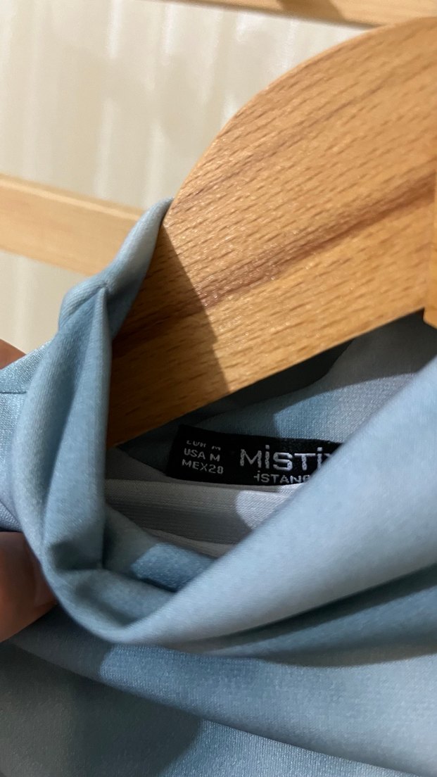 Uzun Kollu, Yüksek Yakalı Kadın Bluz - Görsel 4