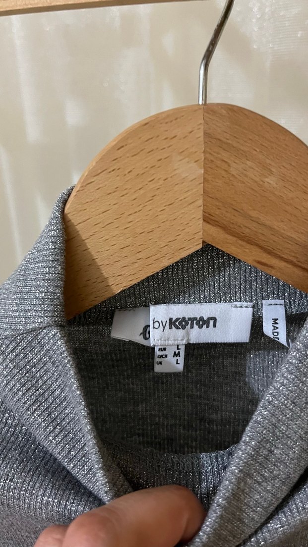 Gri Boğazlı bluz - Görsel 3