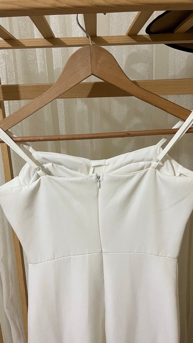 Beyaz V Yakalı İnce Askılı ( Nikah ,Nişan) elbisesi - Görsel 5