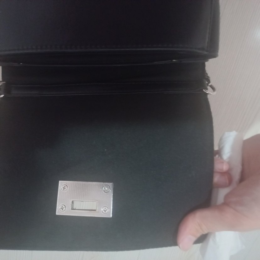 Siyah Deri Tokalı Kadın Çanta - Görsel 2