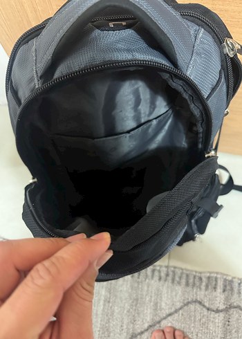 Wenger Marka Gri Fermuarlı Erkek Sırt Çantası - Görsel 3