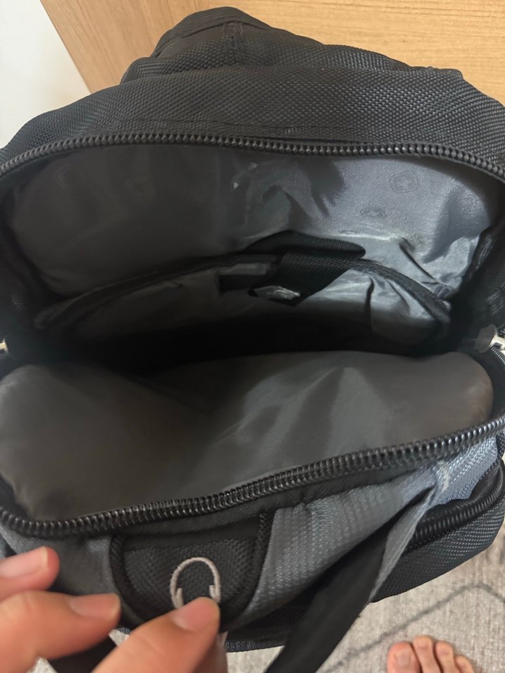 Wenger Marka Gri Fermuarlı Erkek Sırt Çantası - Görsel 2