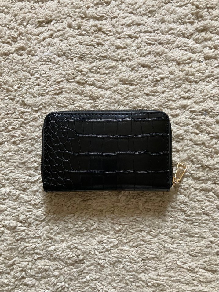 Siyah Cüzdan - Görsel 2