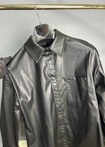 Düğmeli Siyah Midi Deri Kadın Ceket - Görsel 3