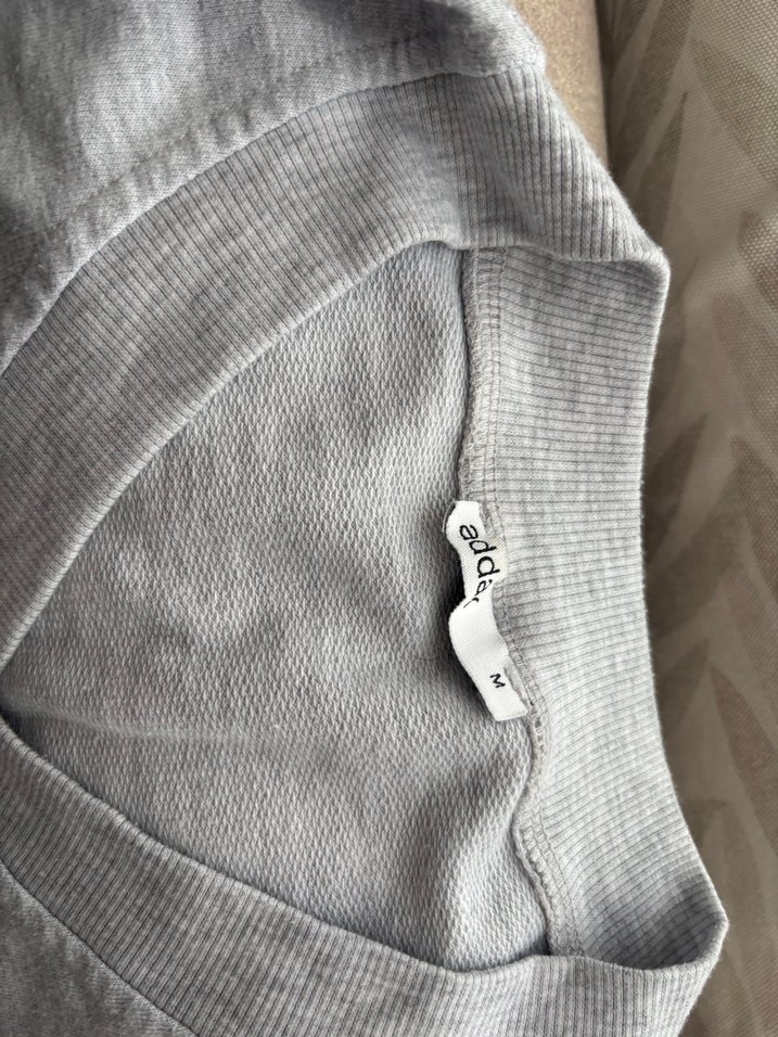 Gri V Yaka Kadın Sweatshirt addax - Görsel 2