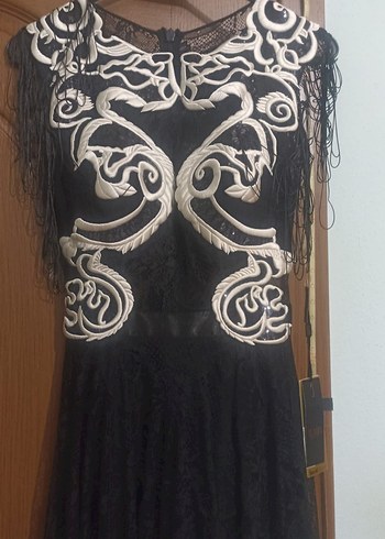 Dantelli İşlemeli Siyah Uzun Abiye Elbise - Görsel 2