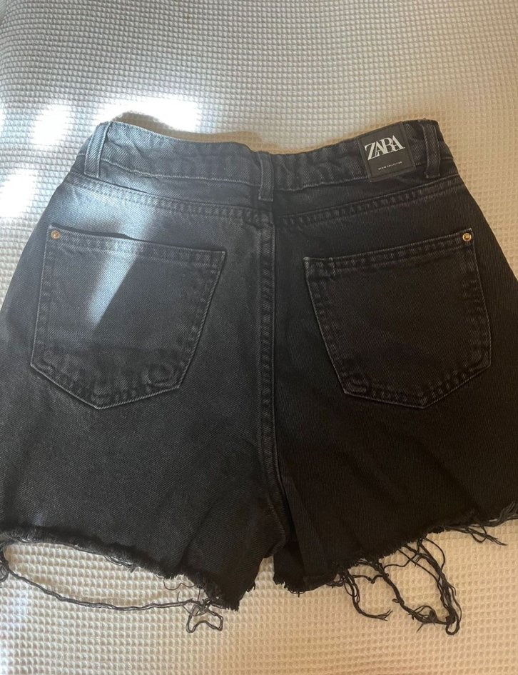 Düğmeli Siyah şortlu Mini Kot Etek - Görsel 3