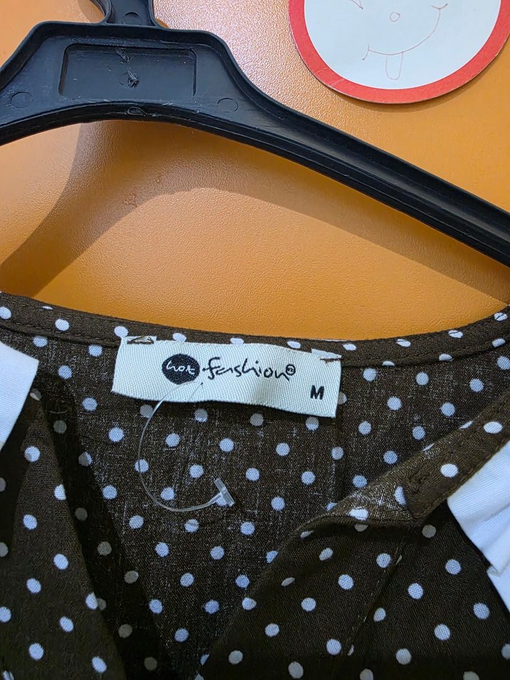 puantiyeli kahverengi midi elbise - Görsel 2