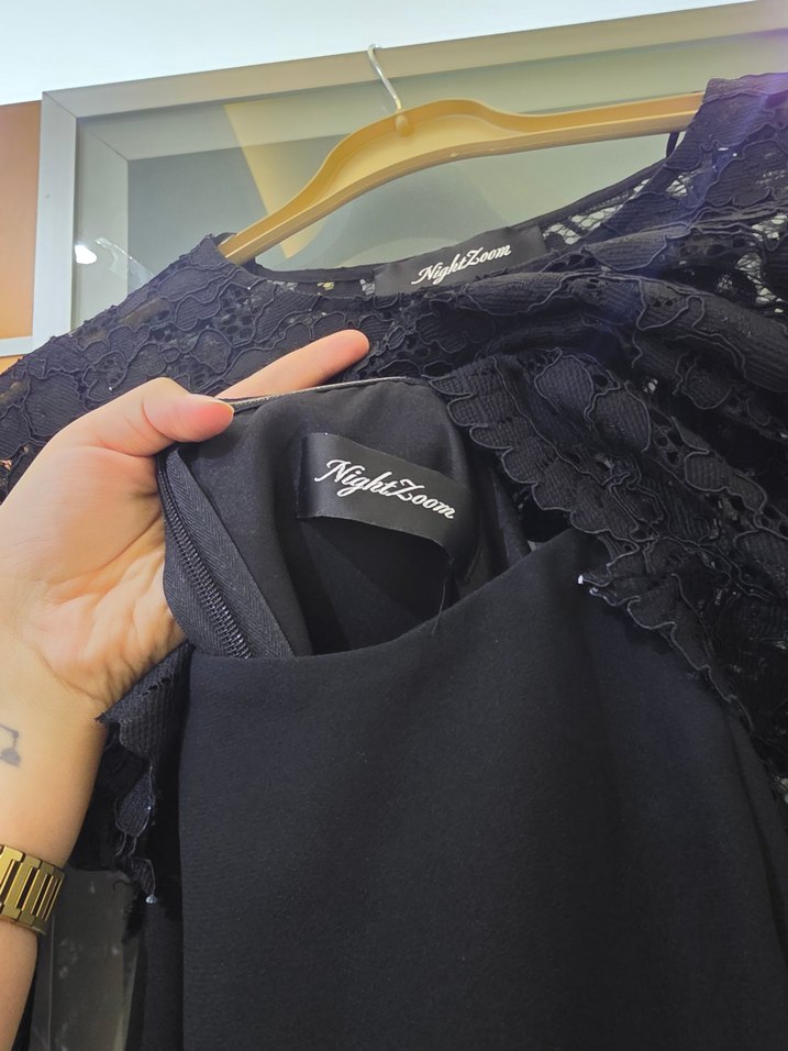 Dantel Detaylı Siyah Mini Abiye Elbise - Görsel 3