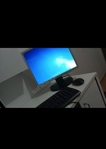 Mavi Renkli Bilgisayar Monitörü - Görsel 3