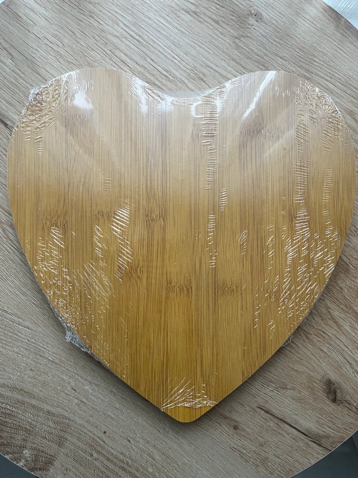 Kalp Şekilli Bej Ahşap Sunum Tabağı - Görsel 3