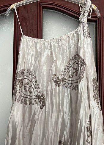 Zara Bohem Tarz Uzun Askılı Elbise
