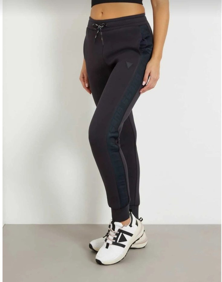 Guess eşofman takımı - Görsel 5