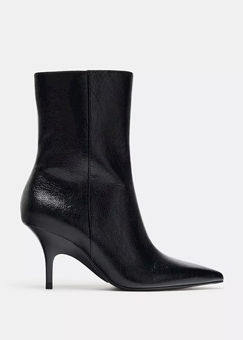 zara 37