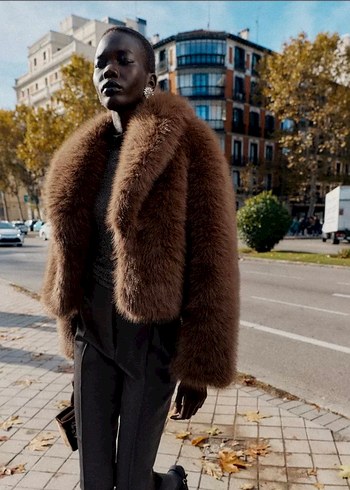 Zara viral suni kürk kaban - Görsel 3