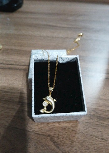 Altın Renkli Mini Zincirli Kadın Kolye - Görsel 3