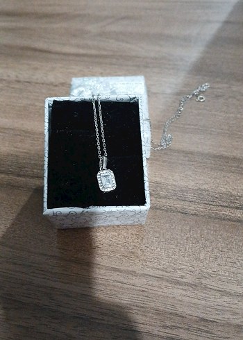 gümüş baget şık taşlı kolye - Görsel 2