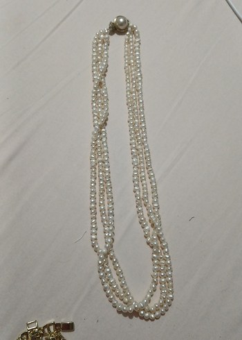 Uzun Beyaz Boncuklu Kadın Kolye - Görsel 2