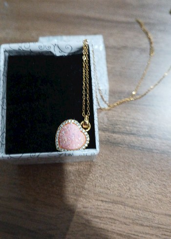 Altın Renk Mini Kalp Kolye - Görsel 3