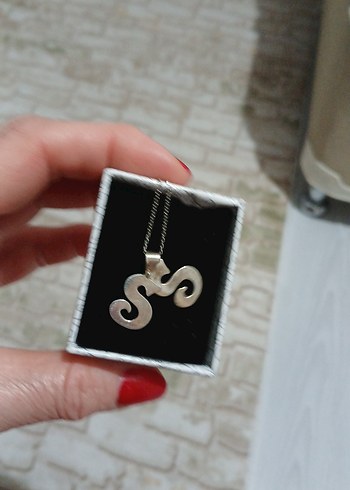 Mini Yılan Desenli Zincir Kolye - Görsel 3