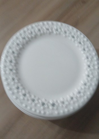 Gri Detaylı Beyaz Saklama Kabı - Görsel 2