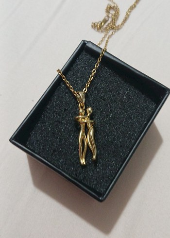 Zincir Detaylı Altın Renk Midi Kolye - Görsel 3