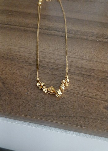 Uzun Boncuklu Altın Kadın Kolye - Görsel 5