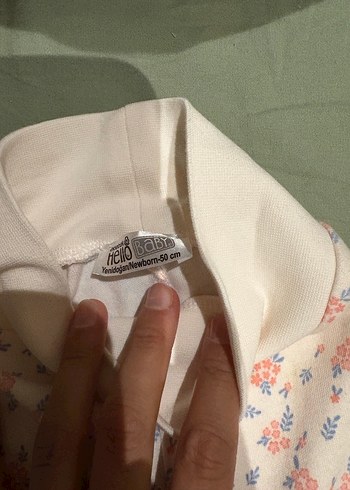 Beyaz Dantelli Kız Bebek Pantolonu - Görsel 2