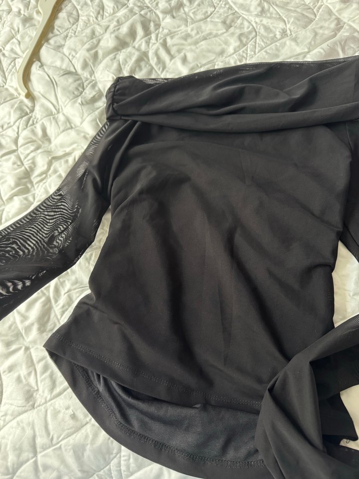 Siyah Drapeli Uzun Kollu Bluz - Görsel 3