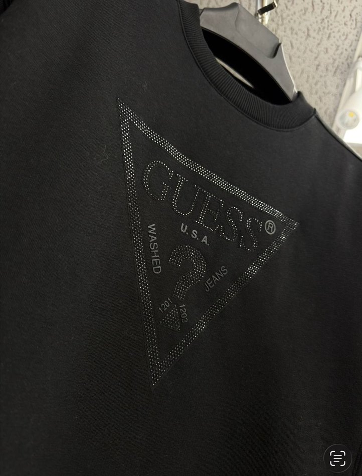 Siyah Baskılı Guess Sweatshirt - Görsel 2