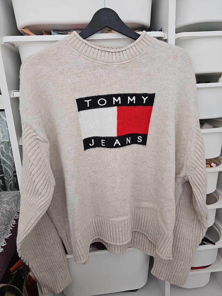 Tommy Jeans Logolu Beyaz Triko - Görsel 4