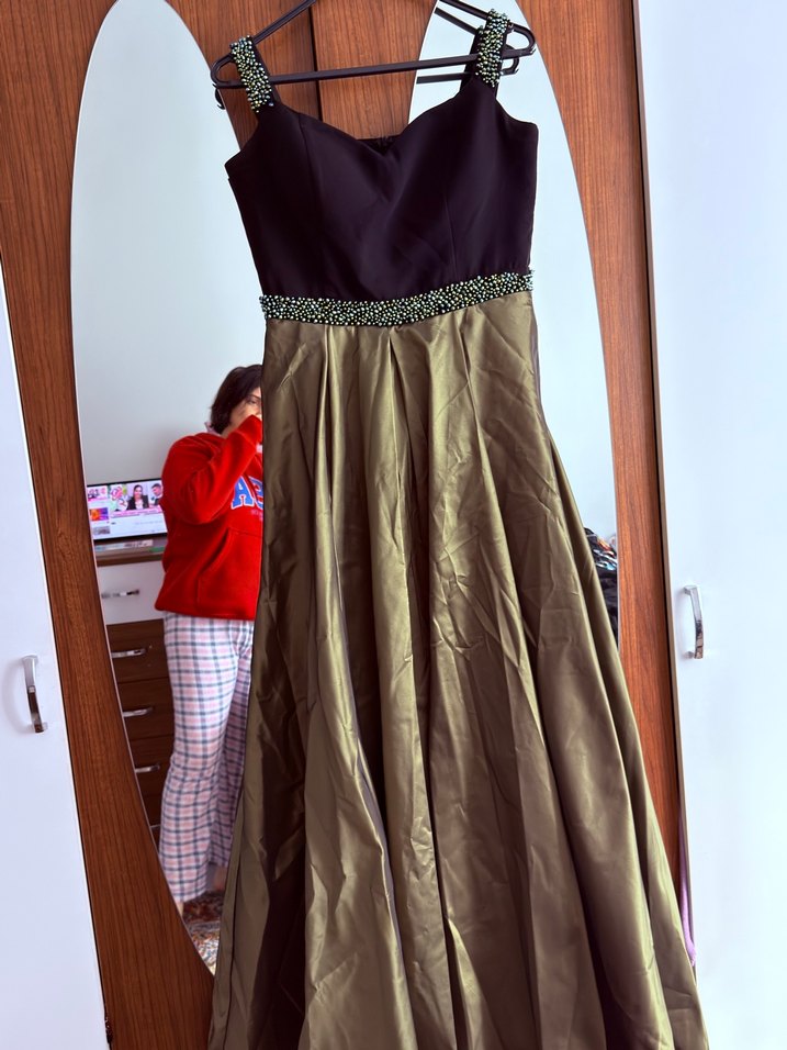 İnci İşlemeli Siyah Uzun Prenses Abiye Elbise - Görsel 3