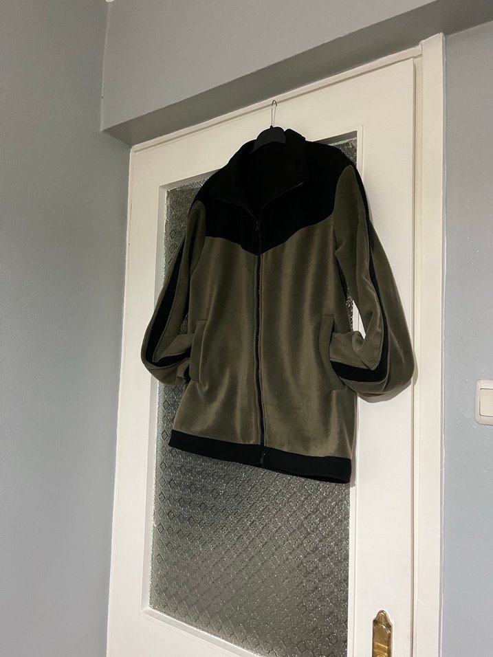 Fermuarlı Yüksek Yakalı Gri Erkek Polar - Görsel 3