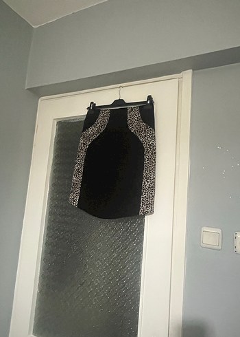 Leopar Desenli Siyah Kalem Etek - Görsel 3