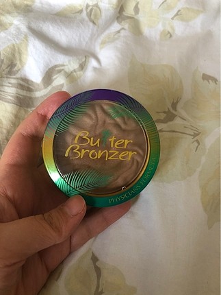 Butter bronzer