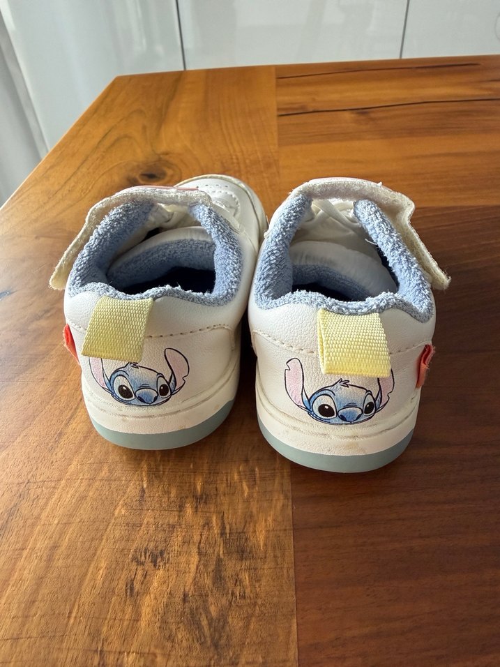 Kız Çocuk Beyaz Nakışlı Cırtlı Spor Ayakkabı - Görsel 4