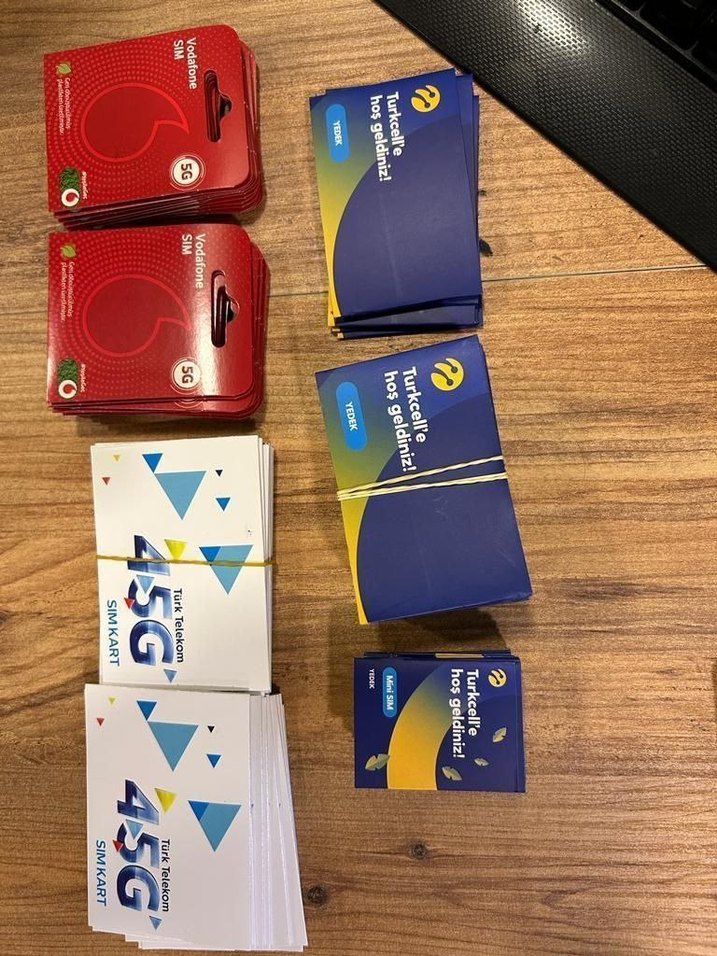 Kırmızı Hafıza Kartı - Vodafone ve Türk Telekom Paketli Turkcell - Görsel 2