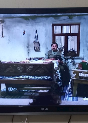 Siyah LG 32LS5600 LED TV - Görsel 4