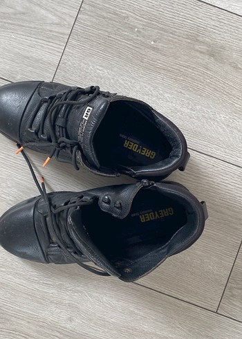 Siyah Erkek kışlık bot greyder çok az kullanılmış 0 bandındadır - Görsel 4