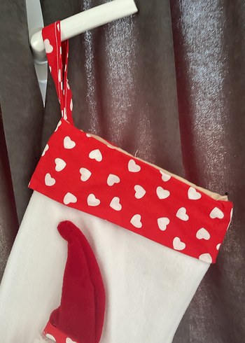 Renkli Noel Baba Desenli Kırmızı Yılbaşı Çorabı - Görsel 5